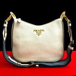 Prada Vitello Dino leather shoulder bag sacoche pouch crossbody white logo